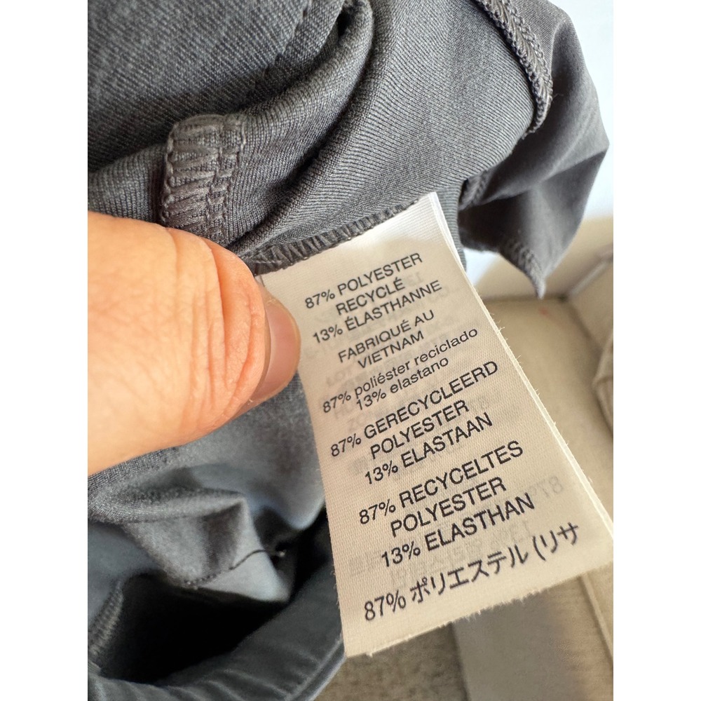 Vuori women's gray Elevation wide leg pant size medium - Picture 11 of 12